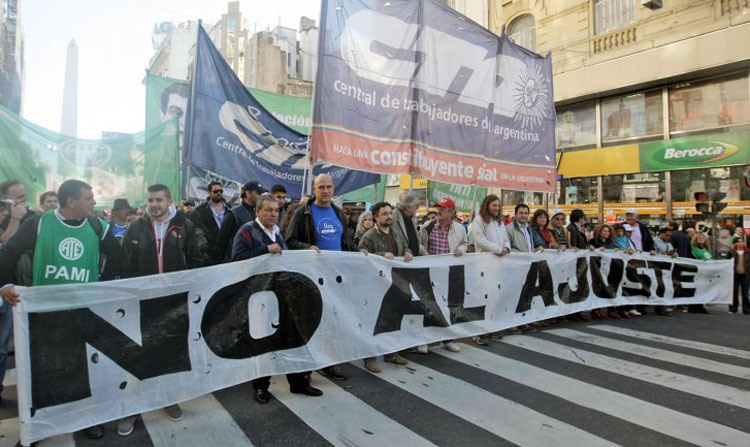 Ante el falso “diálogo social” de Macri, no queda otra que ganar la calle
